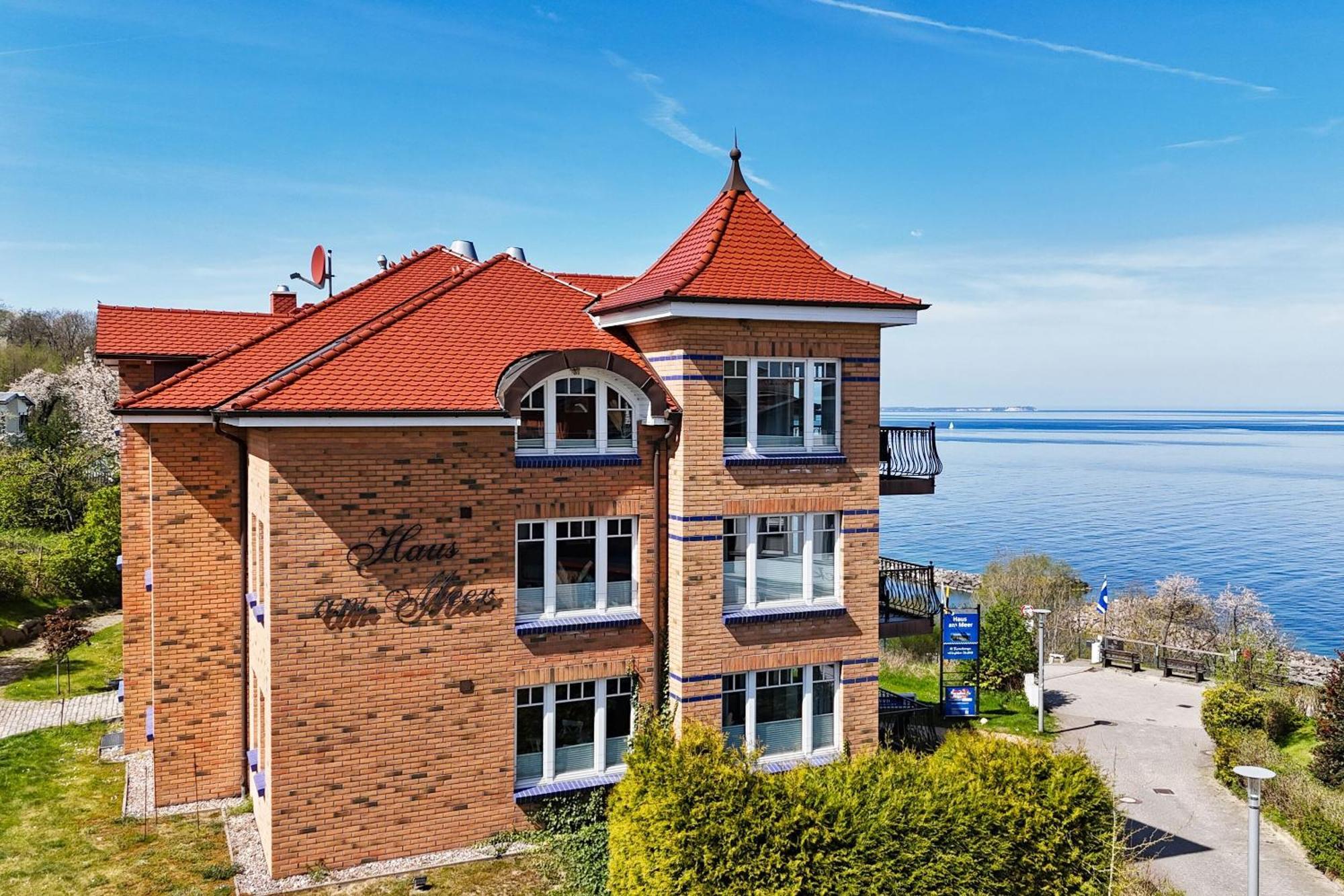 Ferienwohnung Mit Traumhaftem Meerblick - Haus Am Meer Fewo 11 Lohme Exterior foto